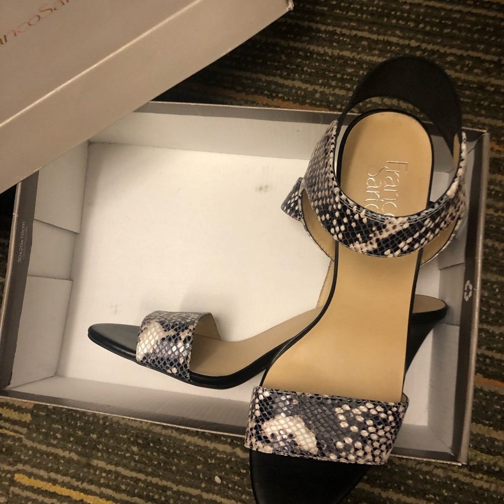 NIB Python Heels - Picture 5 of 8
